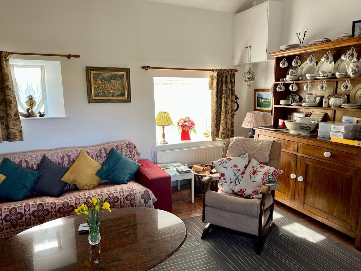 באליקאסל Tornaroan Cottage מראה חיצוני תמונה